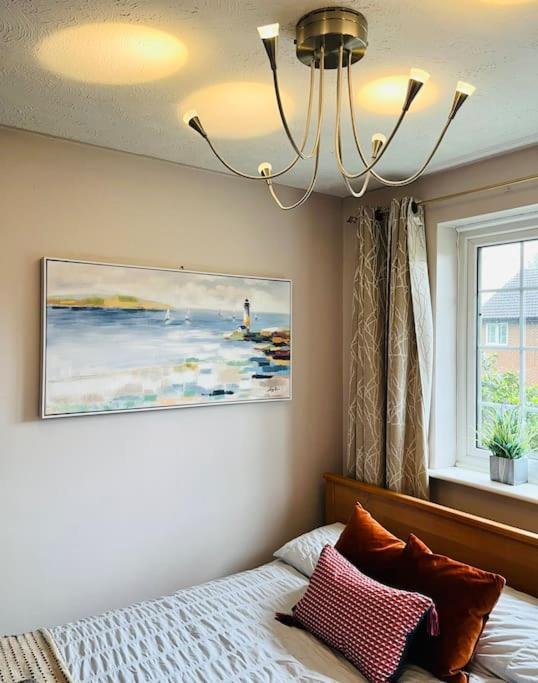 The Lake House, Woking Eksteriør billede